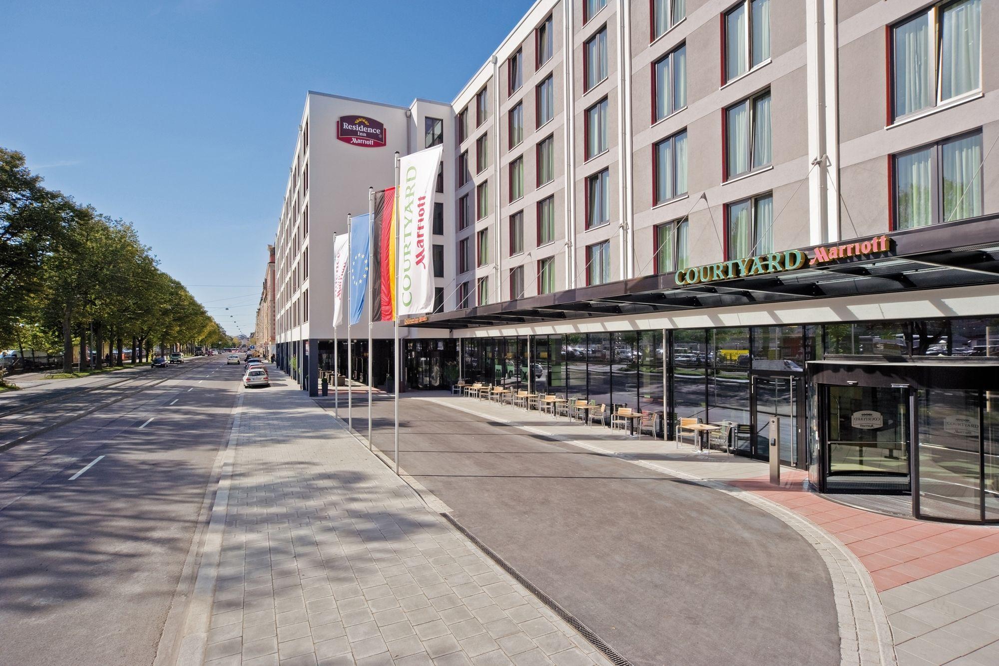 By Marriott East Hotel 4*