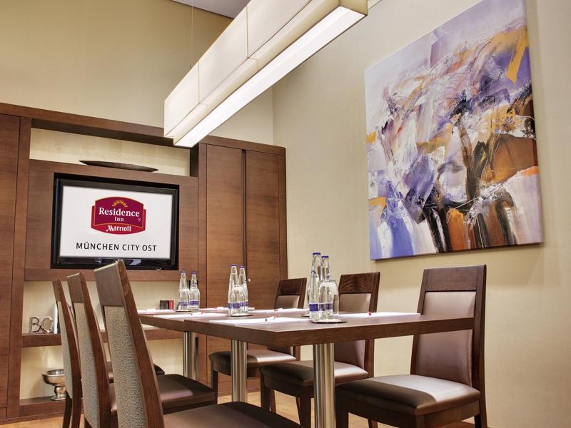 Hotel By Marriott East 4*