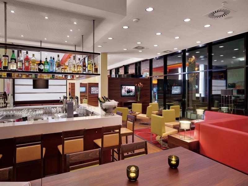 Hotel By Marriott East