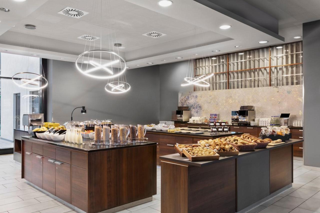 By Marriott East 4*